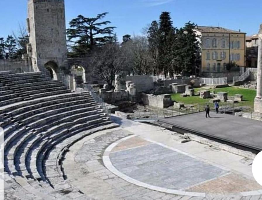 L'Escala Arles Centre Lägenhet Exteriör bild